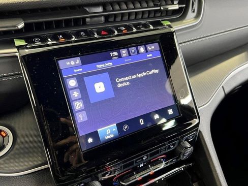 New 2025 Jeep Grand Cherokee L Laredo w/ Luxury Tech Group I image 30