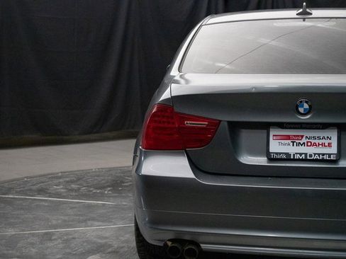 Used 2011 BMW 328i xDrive Sedan image 12