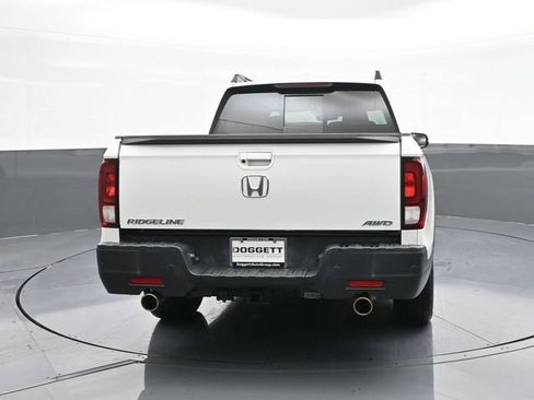 Used 2022 Honda Ridgeline RTL-E image 11