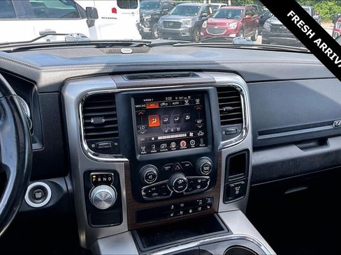 Used 2017 RAM 1500 Laramie w/ Convenience Group RWD image 10