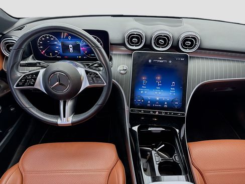 Used 2022 Mercedes-Benz C 300 Sedan w/ Exclusive Trim Package image 15