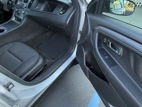 Used 2018 Ford Taurus Police Interceptor FWD image 17