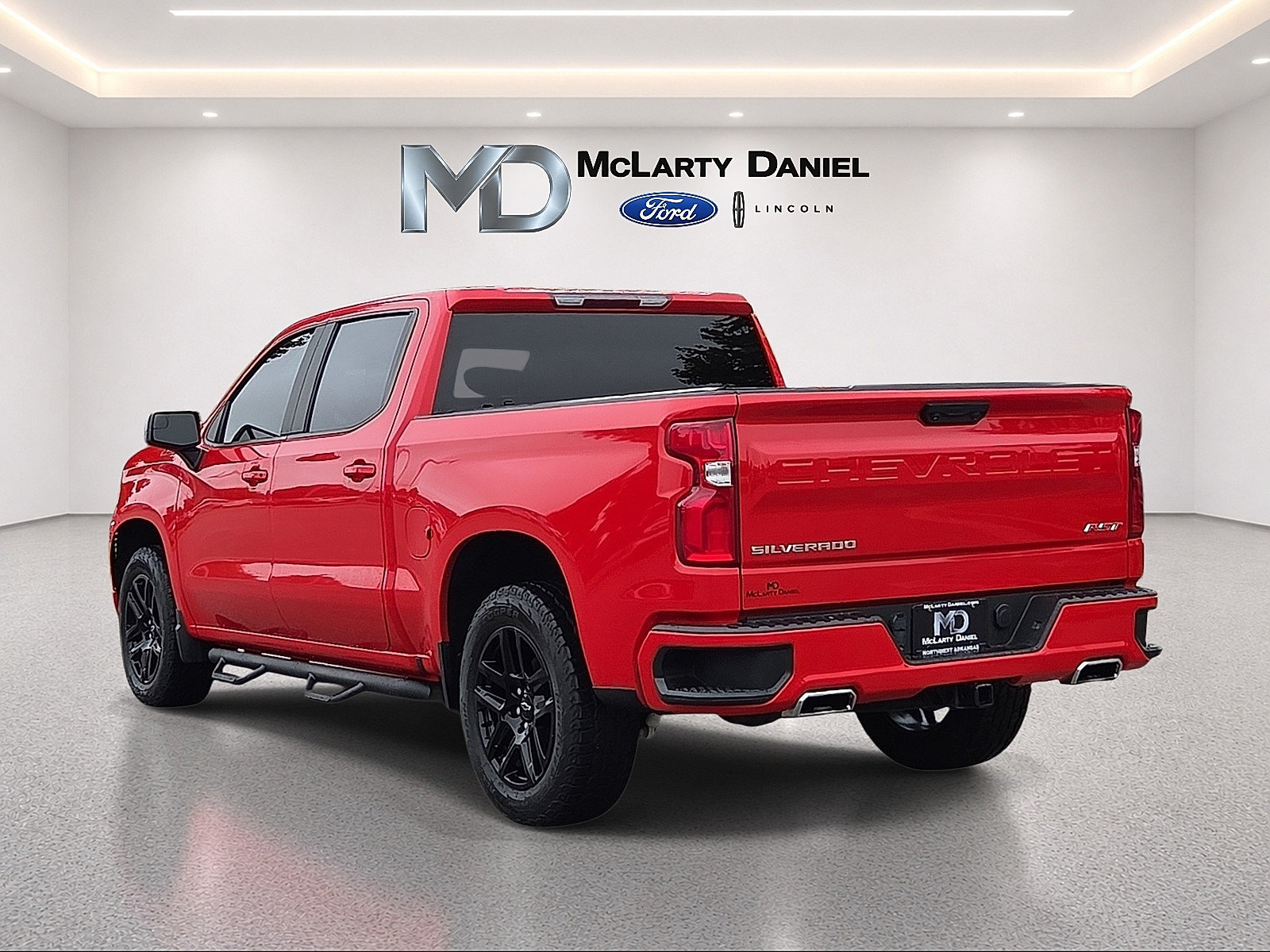 Used 2022 Chevrolet Silverado 1500 RST AWD/4WD image 4