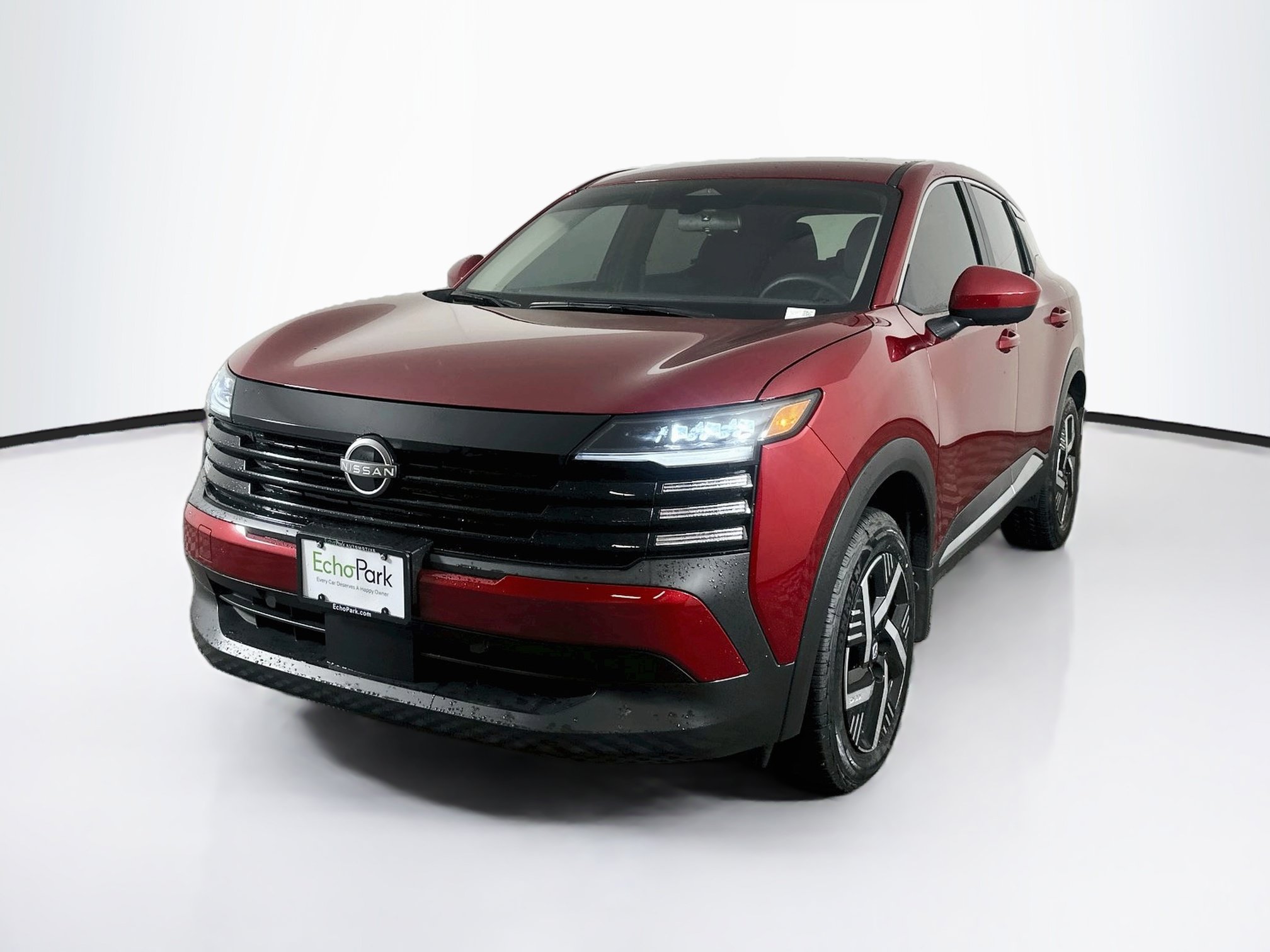 Used 2025 Nissan Kicks SV FWD image 3