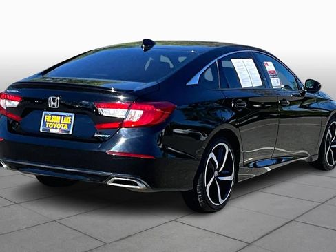 Used 2021 Honda Accord Sport image 11