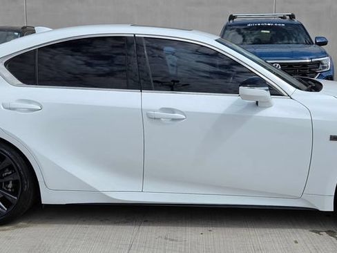 Used 2024 Lexus IS 350 F Sport RWD image 5