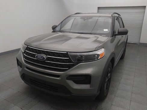 Used 2020 Ford Explorer XLT RWD image 15