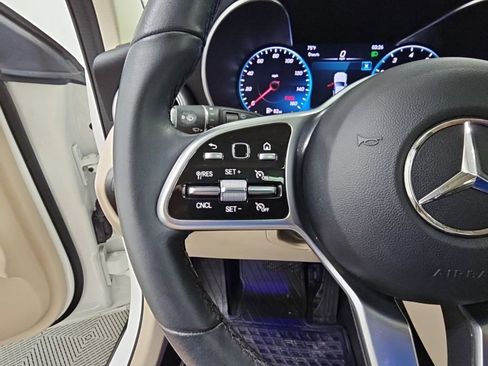 Used 2022 Mercedes-Benz GLC 300 image 25