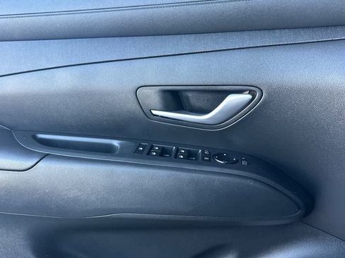 Used 2025 Hyundai Tucson SEL image 12