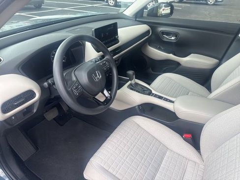 Used 2025 Honda HR-V LX image 25