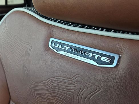 Used 2024 GMC Yukon Denali Ultimate image 6