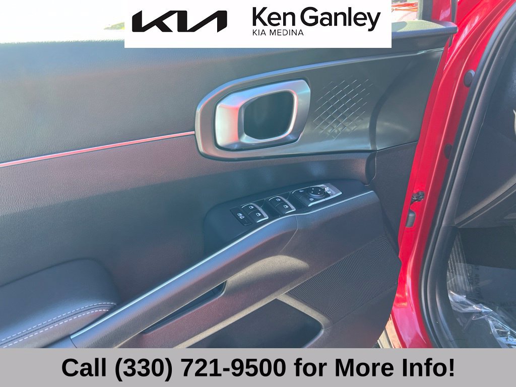 Certified 2022 Kia Sorento S AWD/4WD image 25