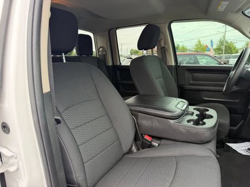 Used 2019 RAM 1500 Express w/ Express Value Package AWD/4WD image 29
