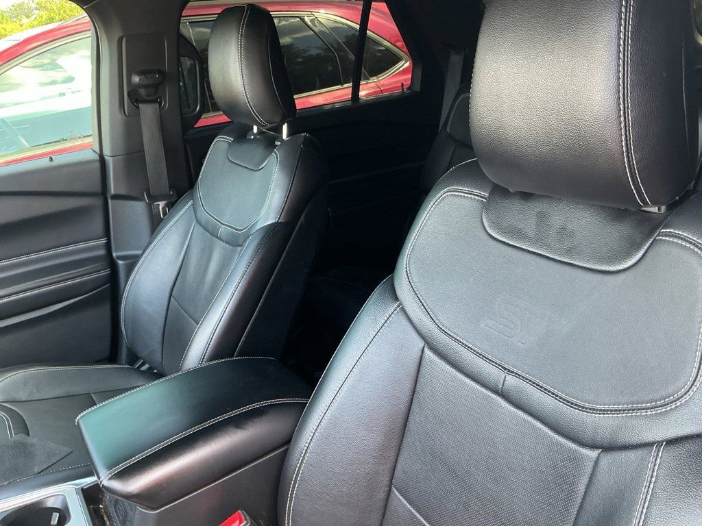 Used 2020 Ford Explorer ST w/ ST Street Pack AWD/4WD image 10