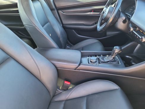 Used 2023 MAZDA MAZDA3 s image 12