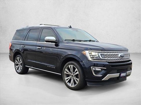 Used 2021 Ford Expedition Platinum image 3