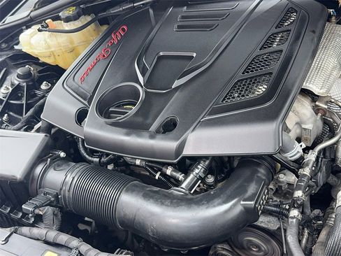 Used 2019 Alfa Romeo Giulia image 57