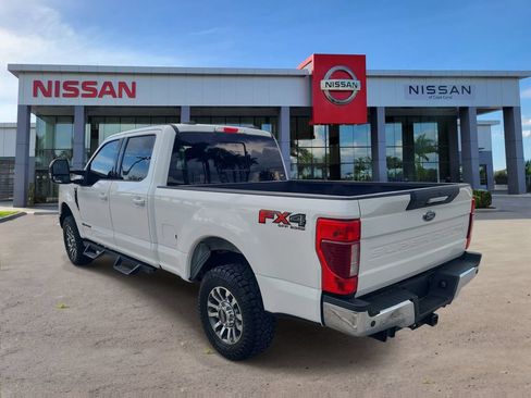 Used 2021 Ford F250 Lariat w/ Lariat Value Package AWD/4WD image 4