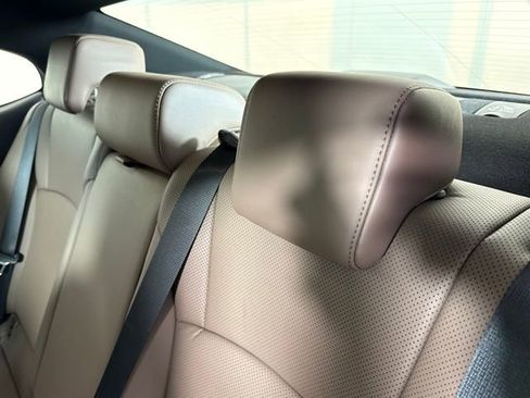 Used 2025 Lexus ES 350 w/ Premium Package image 24