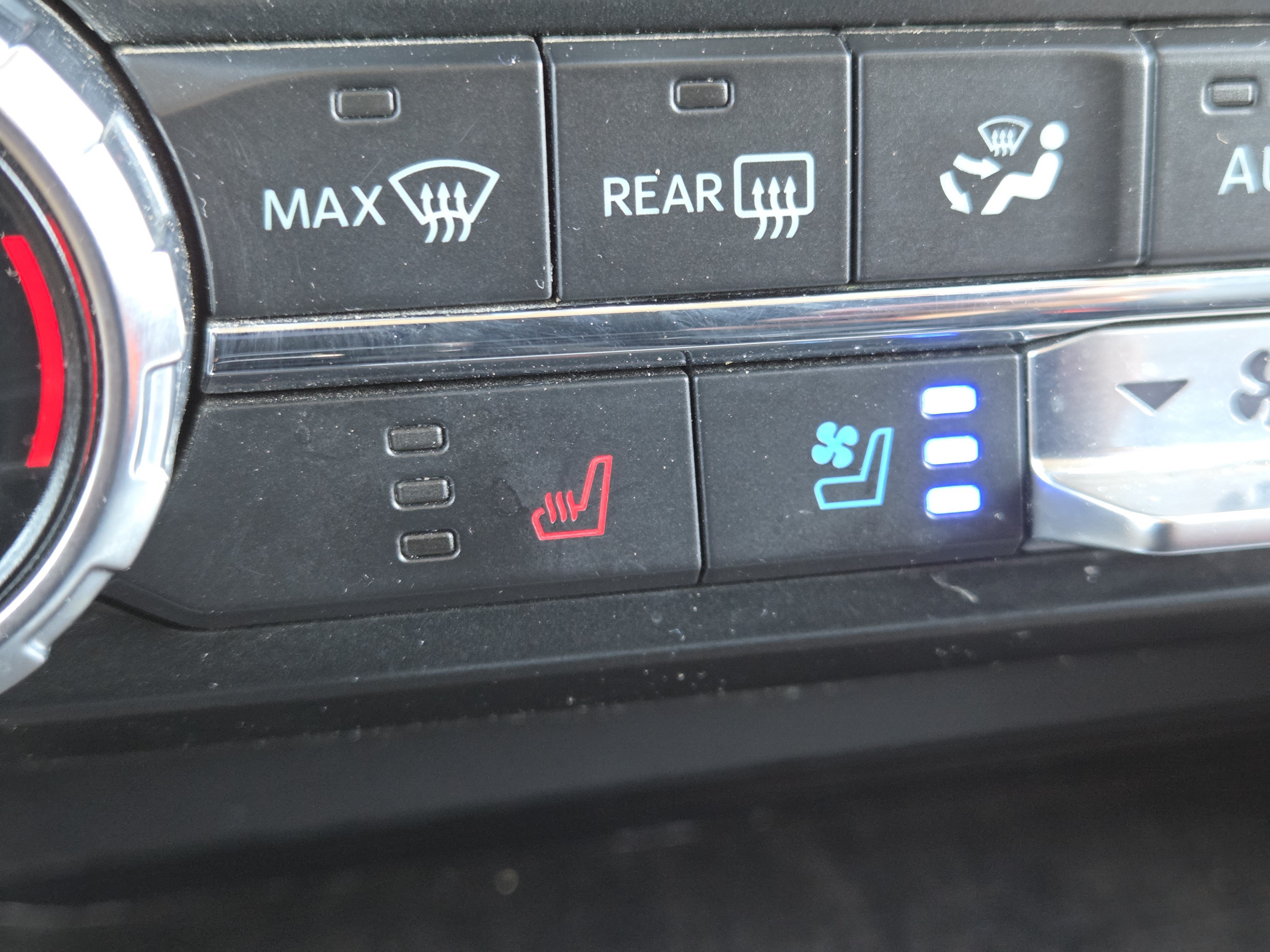 Certified 2022 Ford F150 Lariat AWD/4WD image 11