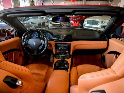 Used 2018 Maserati GranTurismo Convertible image 27