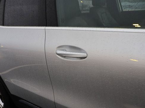 Used 2021 Mercedes-Benz GLA 250 4MATIC image 7