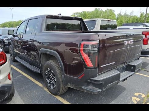 Used 2026 GMC Sierra EV Elevation AWD/4WD image 4