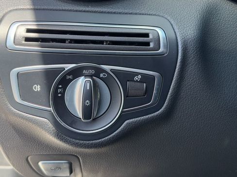 Used 2021 Mercedes-Benz C 300 Sedan image 29