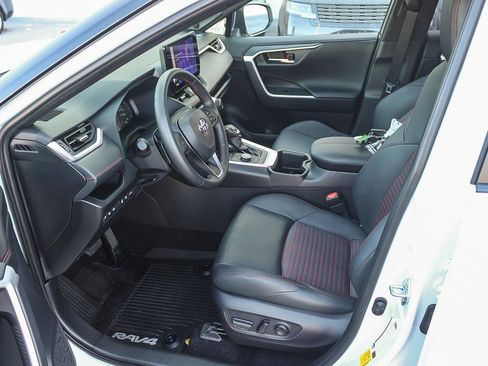Used 2024 Toyota RAV4 XSE w/ Weather Package AWD/4WD image 18