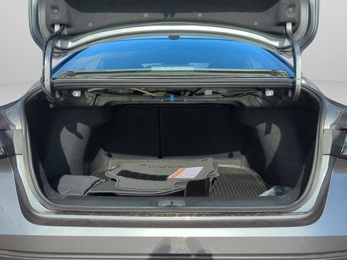 New 2026 Nissan Sentra SV w/ Floor Mat Package FWD image 18