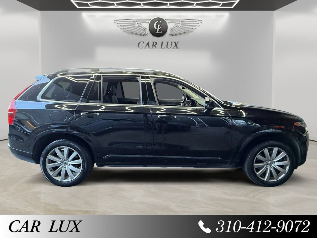 Used 2017 Volvo XC90 T6 Momentum AWD/4WD image 6