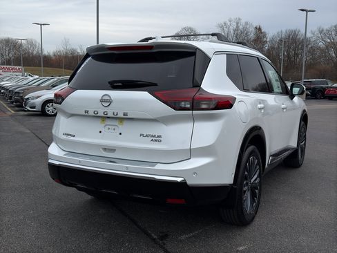 New 2026 Nissan Rogue Platinum w/ Platinum Premium Package image 5