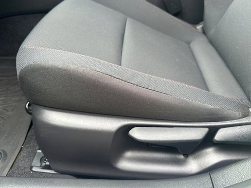 Used 2024 Toyota Prius Prime SE image 13