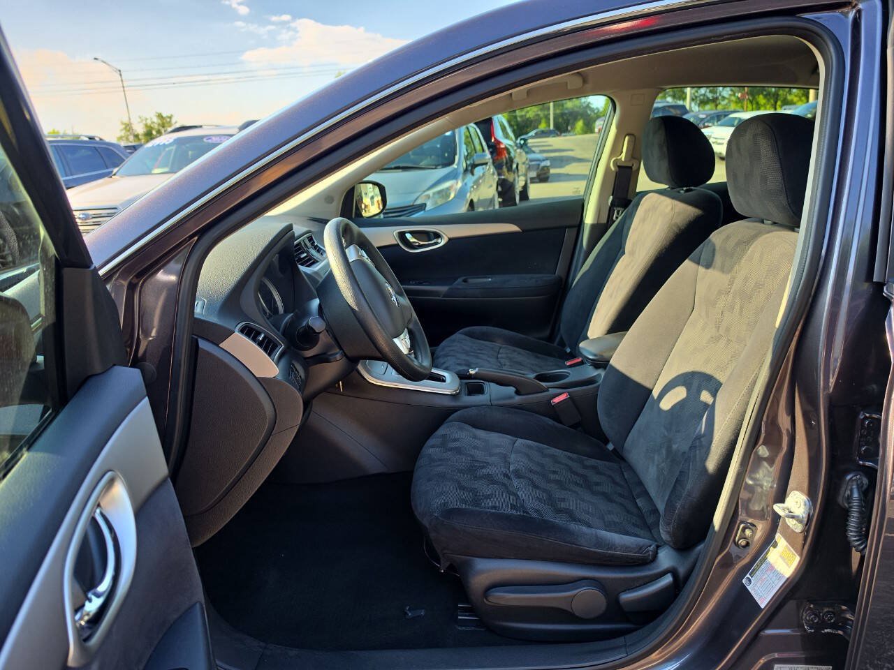 Used 2013 Nissan Sentra SV FWD image 9