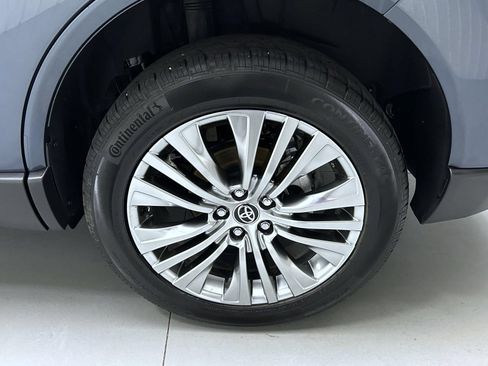 Used 2023 Toyota Venza Limited AWD/4WD image 22