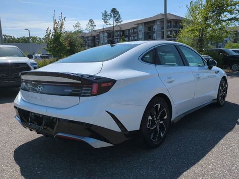 Used 2025 Hyundai Sonata SEL FWD image 6