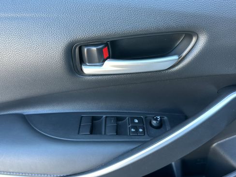 Used 2022 Toyota Corolla SE w/ Carpet Mat Package (TMS) image 11
