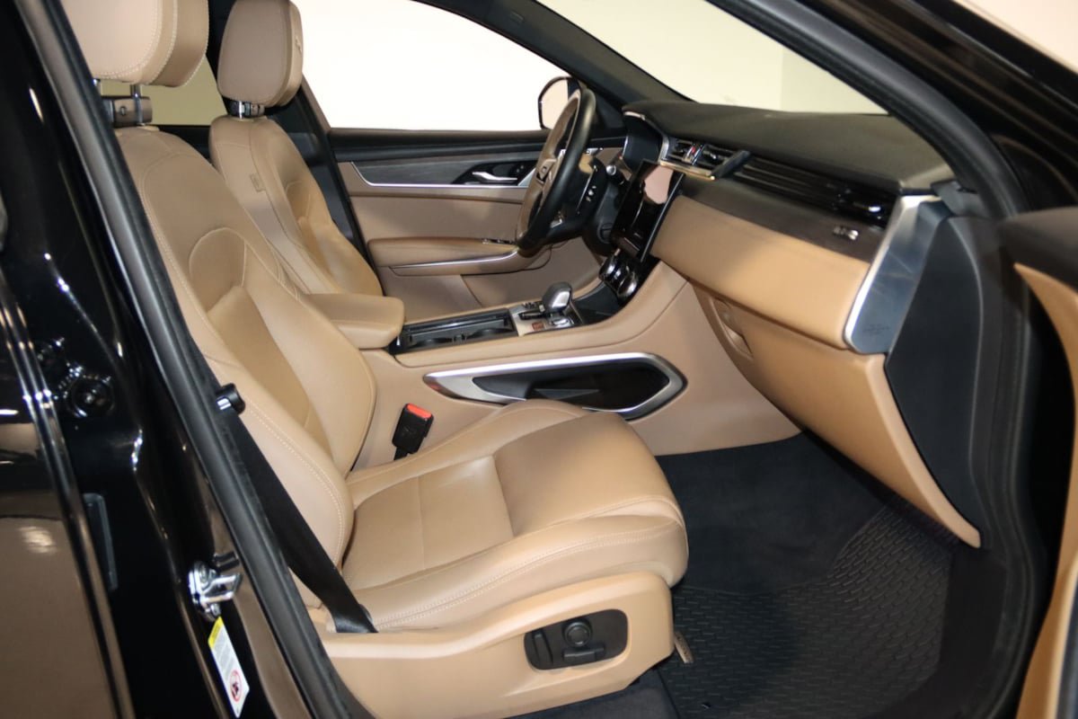 Used 2023 Jaguar F-PACE S AWD/4WD image 49