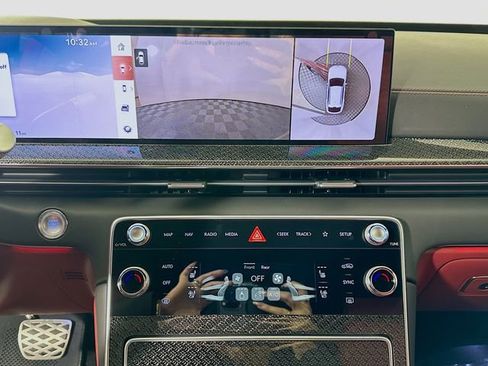 New 2026 Genesis GV80 3.5T e-SC image 13