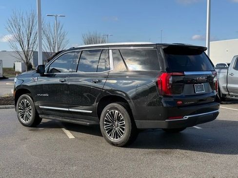 Used 2025 GMC Yukon Elevation image 5