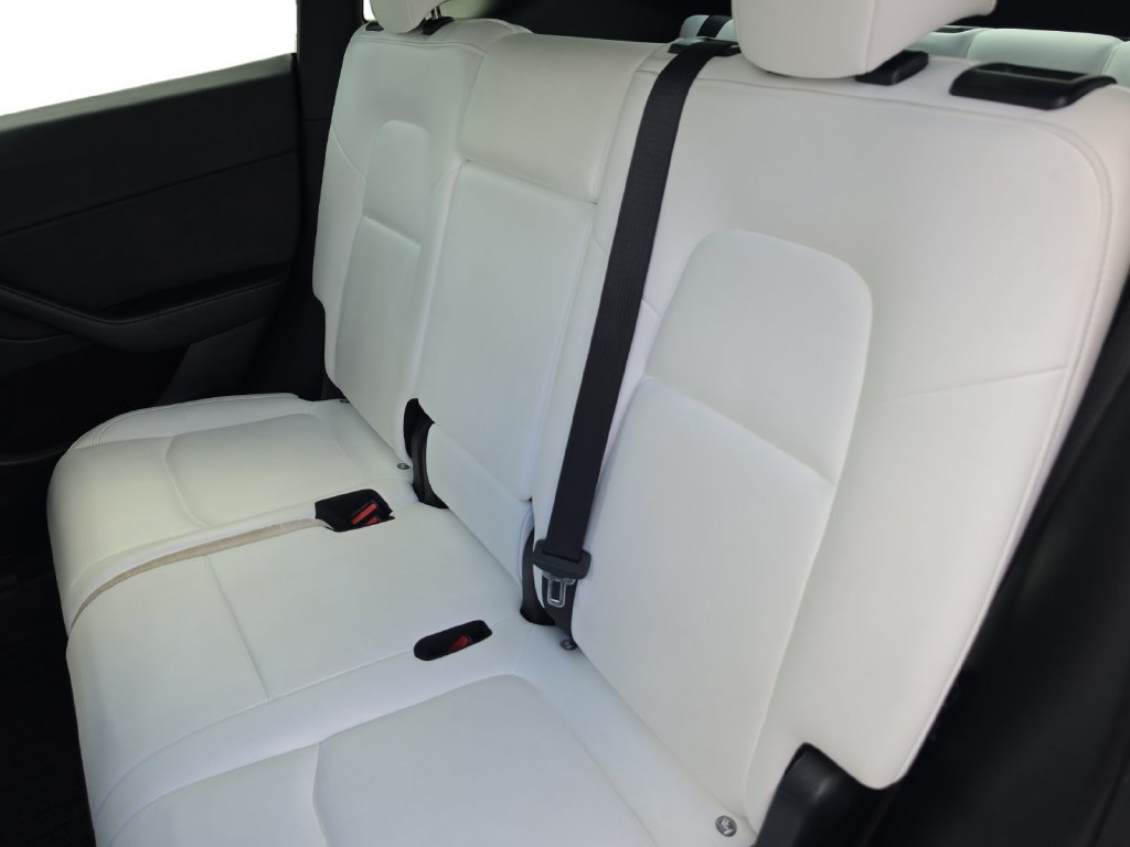 Used 2024 Tesla Model Y Long Range AWD/4WD image 13