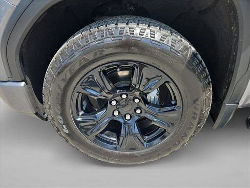 Used 2021 GMC Sierra 1500 Elevation AWD/4WD image 19