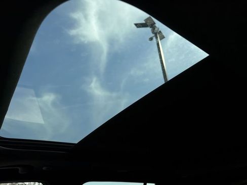 Used 2025 Jeep Grand Cherokee Summit image 25