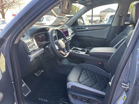 New 2026 Volkswagen Atlas Peak Edition AWD/4WD image 22