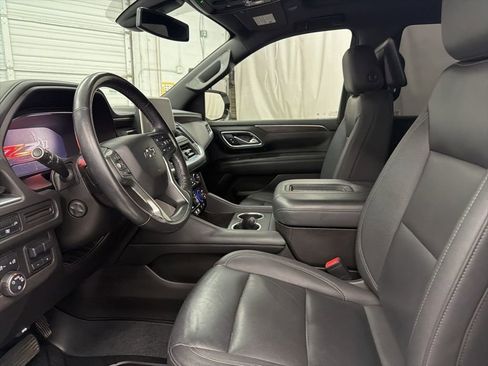 Used 2022 Chevrolet Tahoe Z71 w/ Z71 Off-Road Package image 15