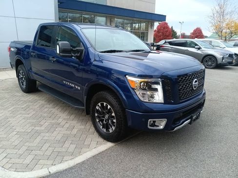 Used 2019 Nissan Titan PRO-4X w/ Pro-4x Convenience Package image 8