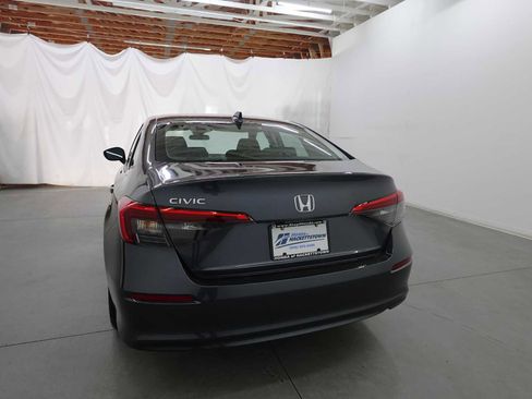 Used 2023 Honda Civic EX image 7