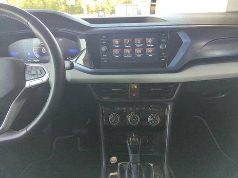 Used 2023 Volkswagen Taos SE w/ Black Wheel Package image 23