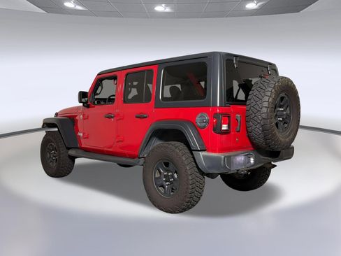 Used 2018 Jeep Wrangler Unlimited Sport AWD/4WD image 2