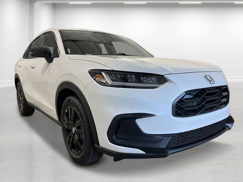 New 2026 Honda HR-V Sport image 9